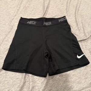 Nike Black Athletic Compression Shorts (SIZE M)